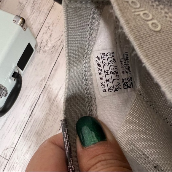 Adidas Quesa Running Trail Shoes - Picture 7 of 7